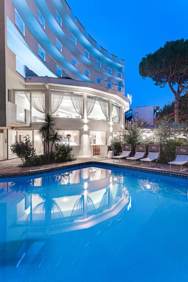 Hotel Schiller Cervia Exteriér fotografie