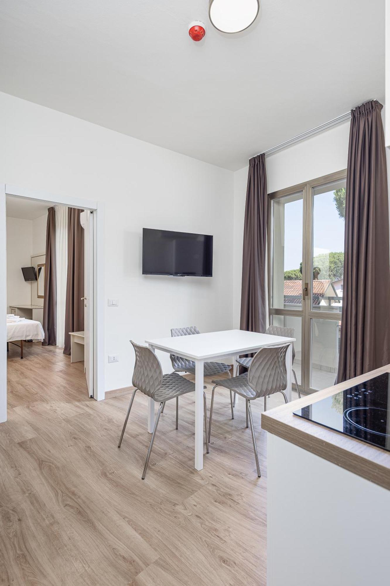 Hotel Schiller Cervia Exteriér fotografie